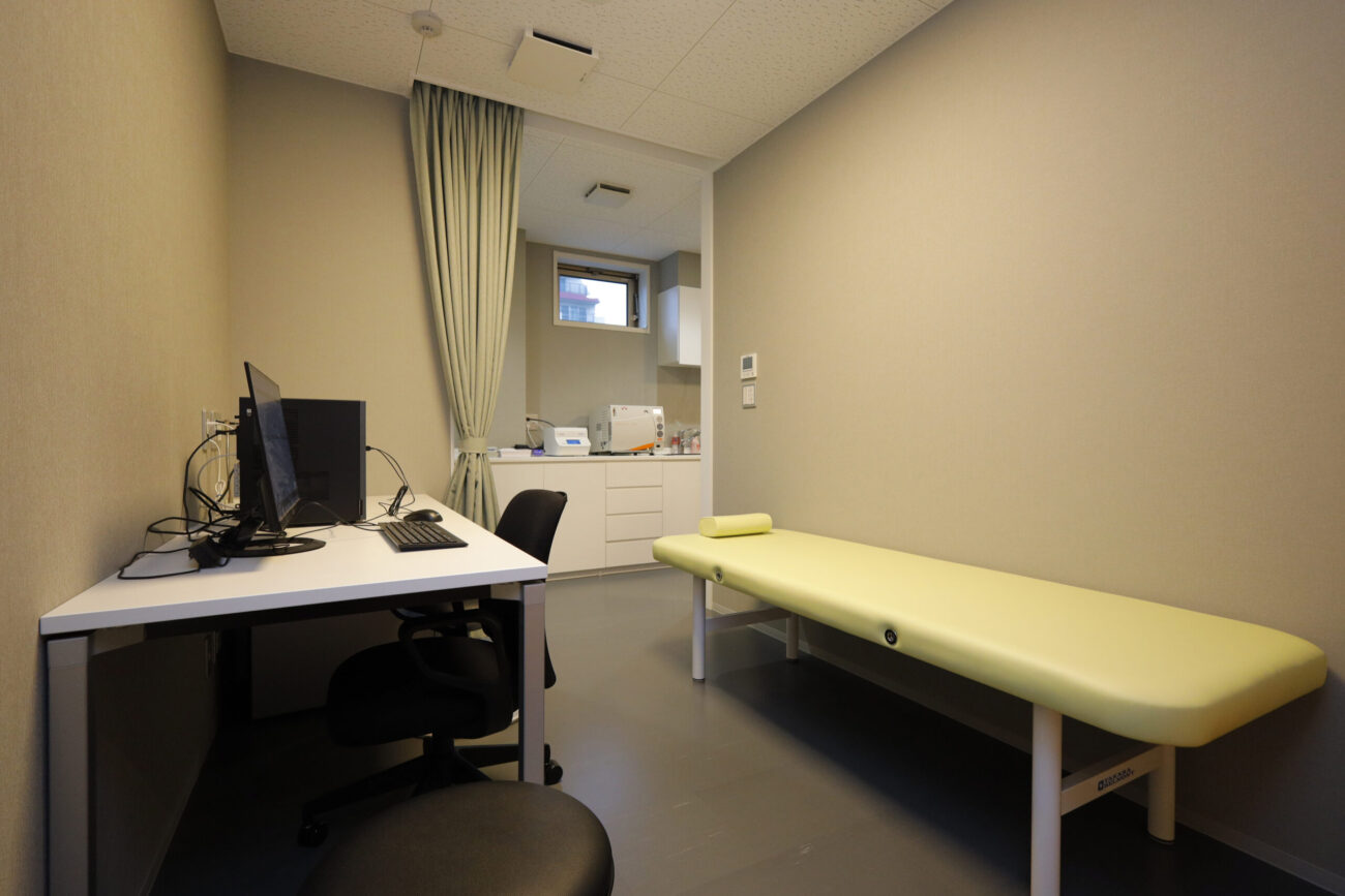 診察室2